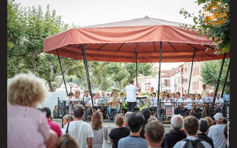 Concert au Kiosque – Donibaneko Haizeak in Saint-Jean-de-Luz