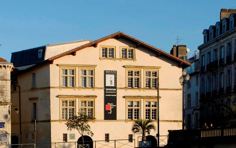 Soiree Litterature Basque in Bayonne