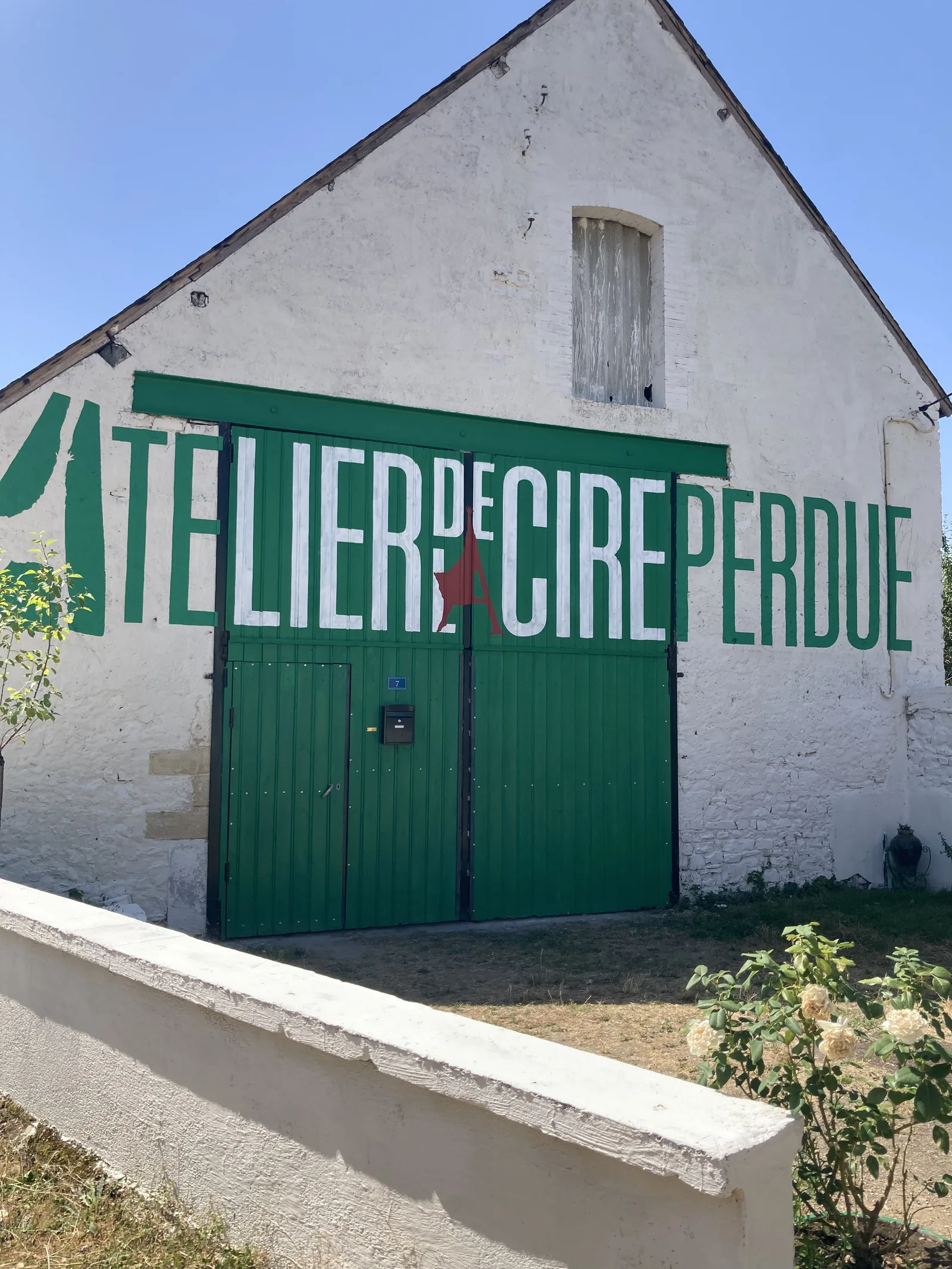 L’Atelier de la Cire Perdue: Bronze and Local Makers